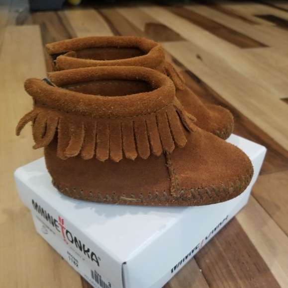 Infant Minnetonka mocs - Picture 1 of 4